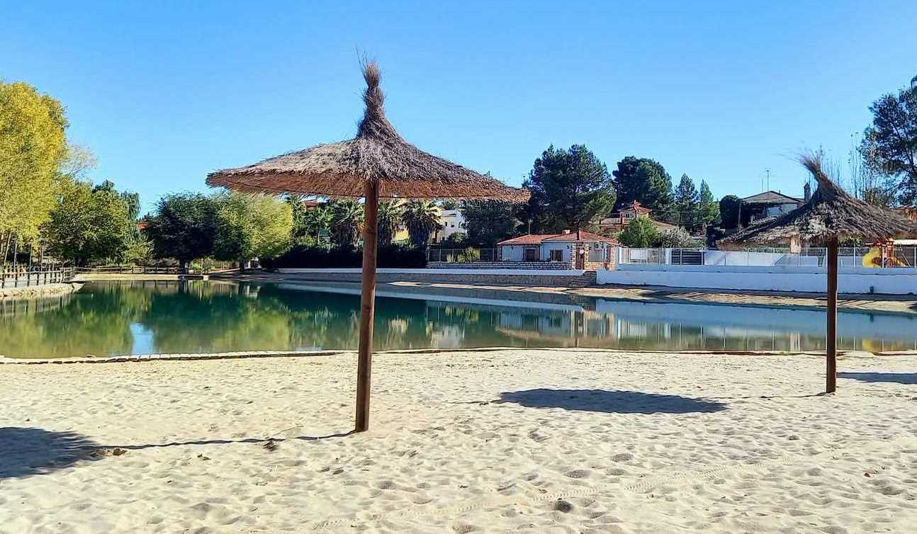 Lago Playamonte (Navarrés)